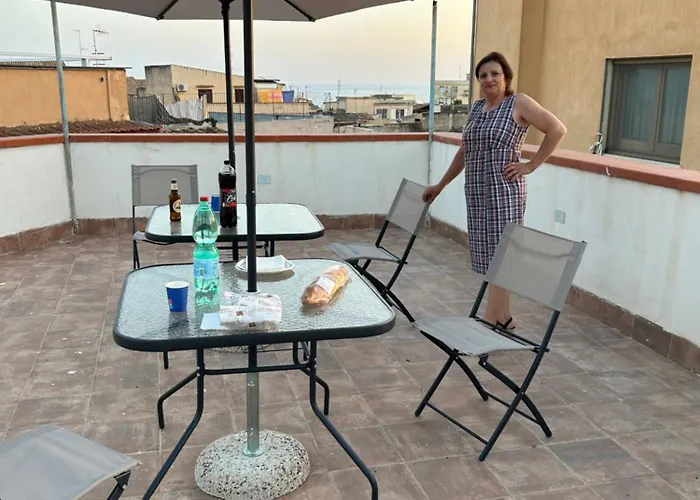 Porta Palermo Centro * シャッカ