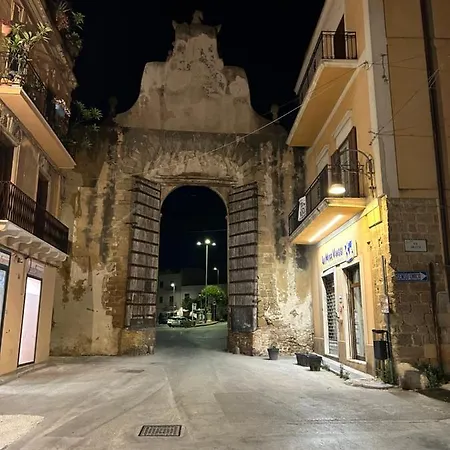 Porta Palermo Centro *
